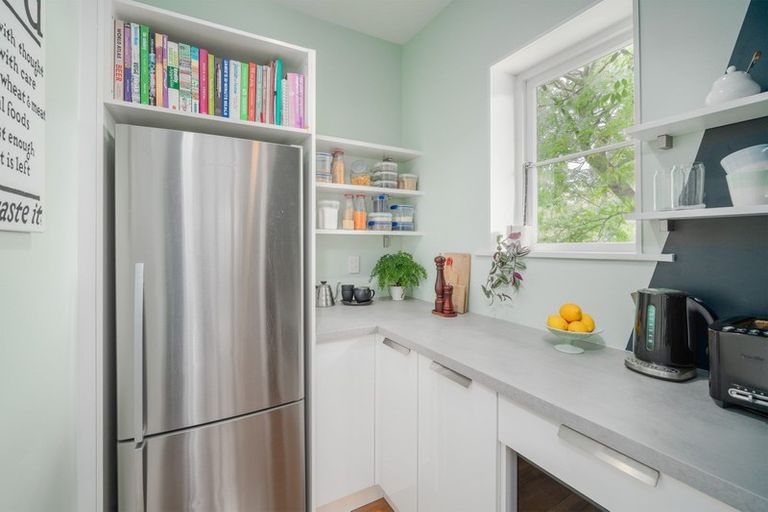 Photo of property in 6 Hammond Place, Spreydon, Christchurch, 8024