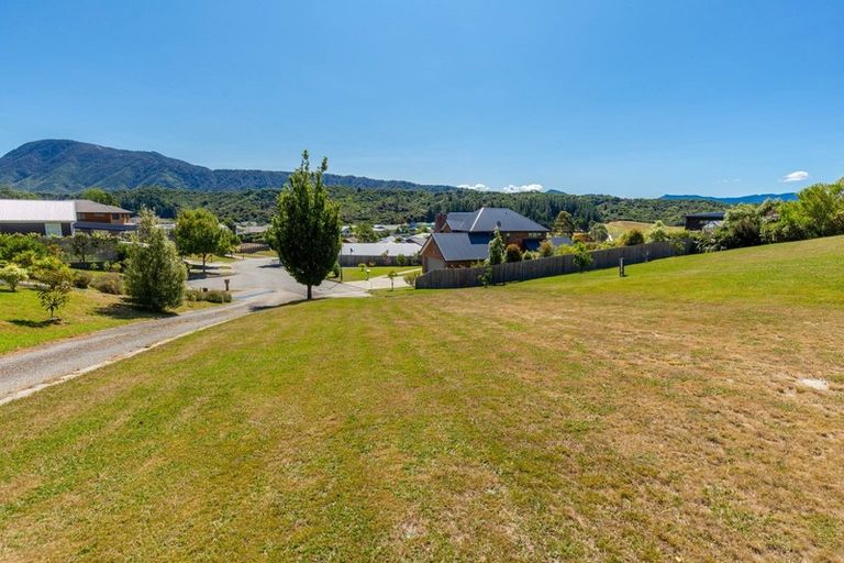 Photo of property in 7 Fantail Heights, Picton, 7220