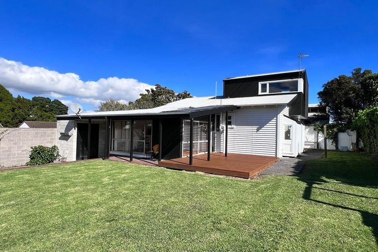 Photo of property in 2/128 Great South Road, Manurewa, Auckland, 2102