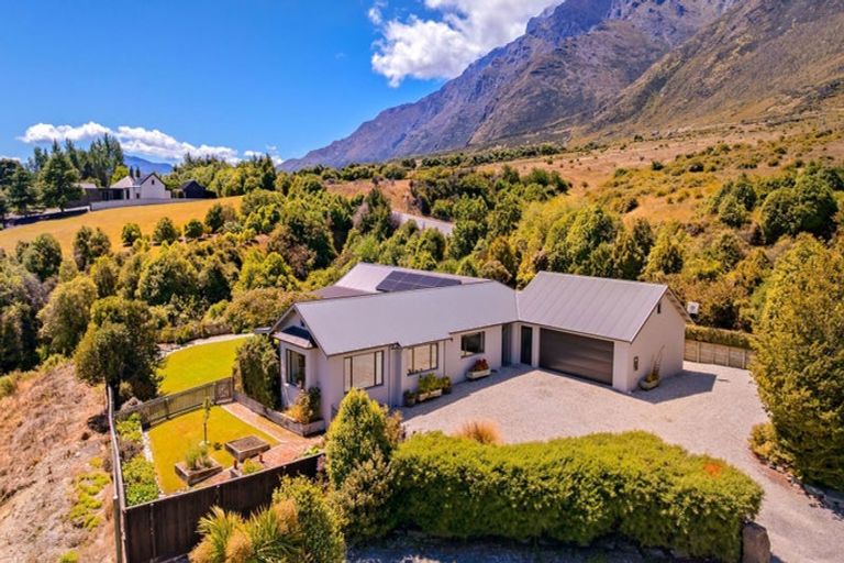 Photo of property in 968 Kingston Road, Drift Bay, Queenstown, 9371