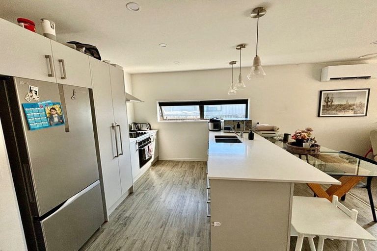 Photo of property in 2 Roto Lane, Pukekohe, 2120
