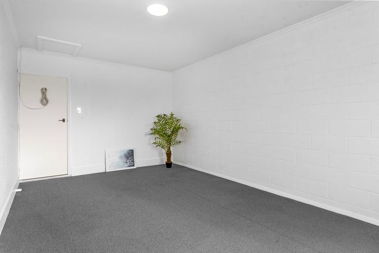 Photo of property in 12 Rutherford Street, Woolston, Christchurch, 8023