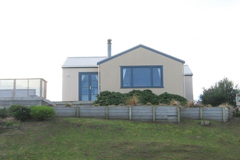 Photo of property in 39 Puriri Road, Waikanae, 5036