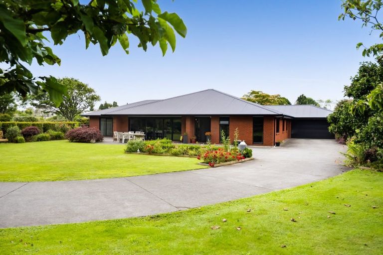 Photo of property in 17a Kauri Street, Inglewood, 4330