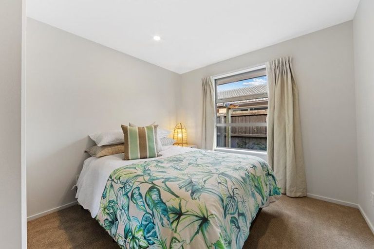 Photo of property in 9 Tawa Place, Parklands, Christchurch, 8083