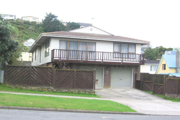 Photo of property in 50 Cortina Avenue, Johnsonville, Wellington, 6037