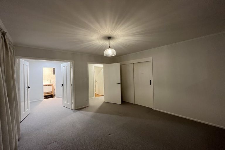 Photo of property in 39 Riverhills Avenue, Pakuranga Heights, Auckland, 2010
