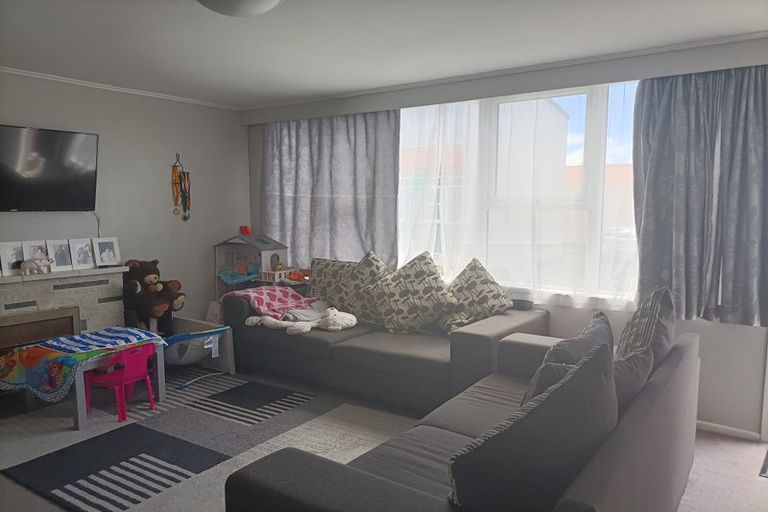 Photo of property in 55u6 Apu Crescent, Lyall Bay, Wellington, 6022