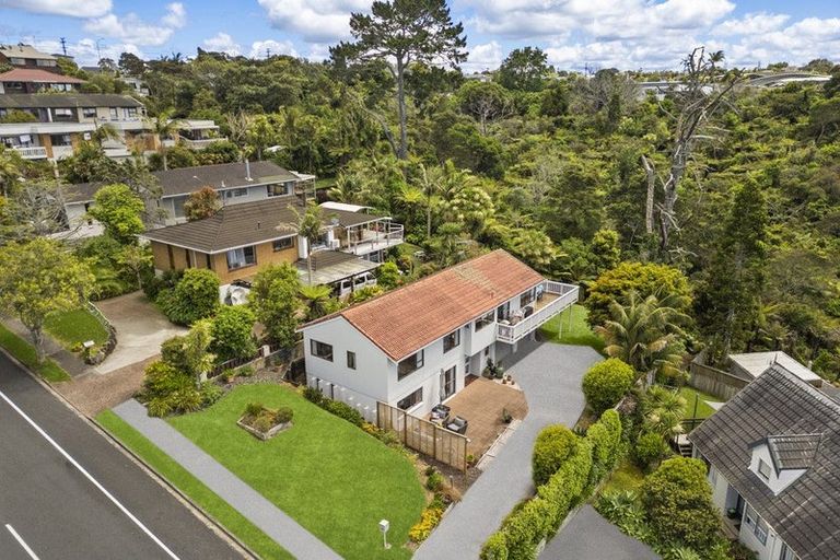 Photo of property in 97 John Downs Drive, Browns Bay, Auckland, 0630