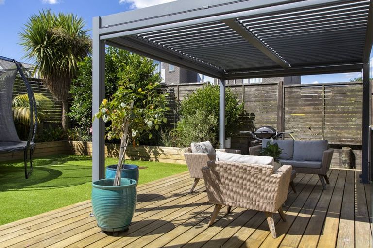 Photo of property in 18 Onekiritea Road, Hobsonville, Auckland, 0616