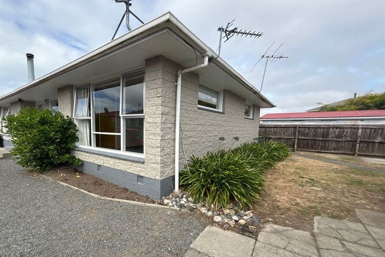 Photo of property in 19 Lamorna Road, Parklands, Christchurch, 8083