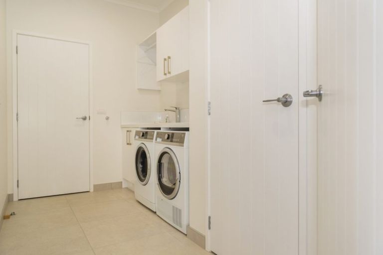 Photo of property in 3 Roseberry Place, Whitianga, 3510