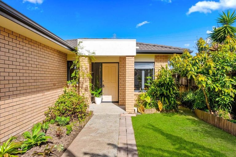 Photo of property in 25d Gray Avenue, Mangere East, Auckland, 2024