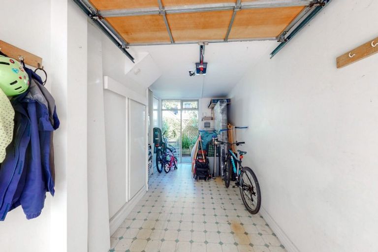 Photo of property in 168u5 Tinakori Road, Thorndon, Wellington, 6011