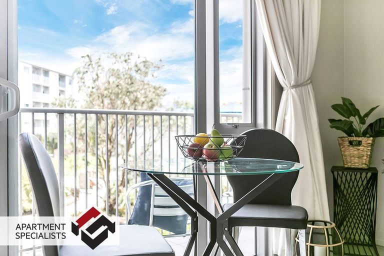 Photo of property in Shoal Haven Apartments, 112a/130 Anzac Street, Takapuna, Auckland, 0622