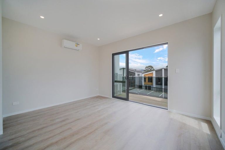 Photo of property in 95c Woodglen Road, Glen Eden, Auckland, 0602