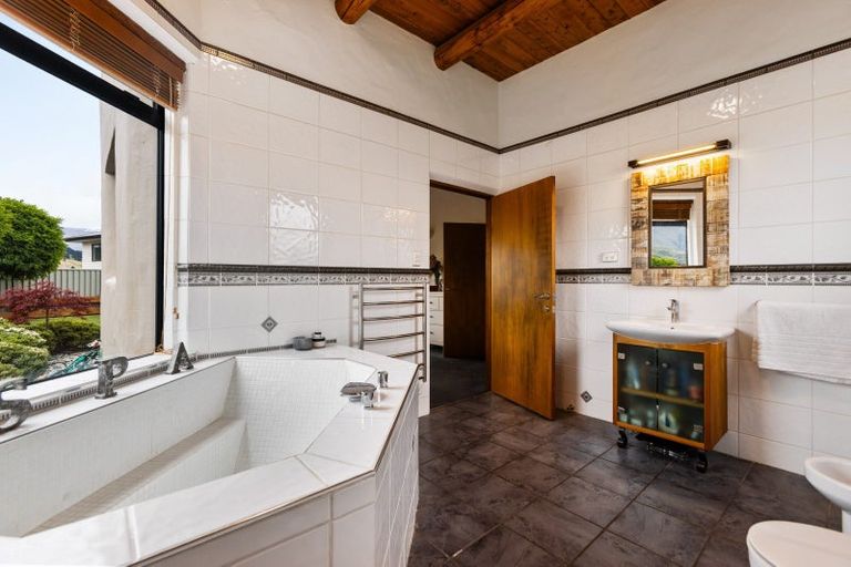 Photo of property in 11 Hortons Way, Cromwell, 9310