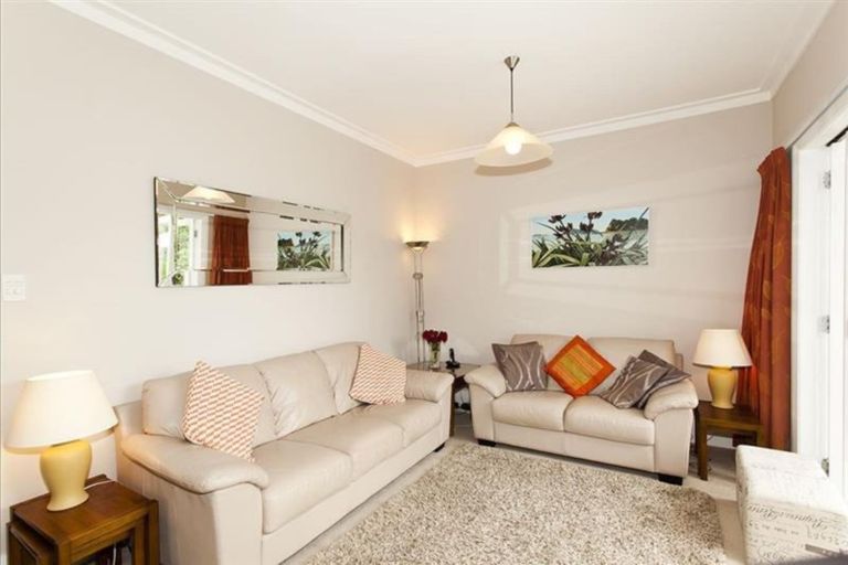 Photo of property in 10 Garden Terrace, Devonport, Auckland, 0624