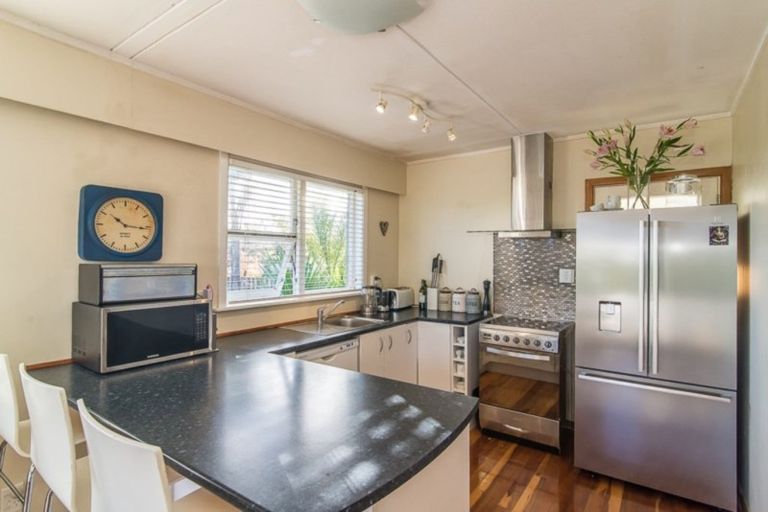 Photo of property in 88 Ngaio Road, Waikanae, 5036