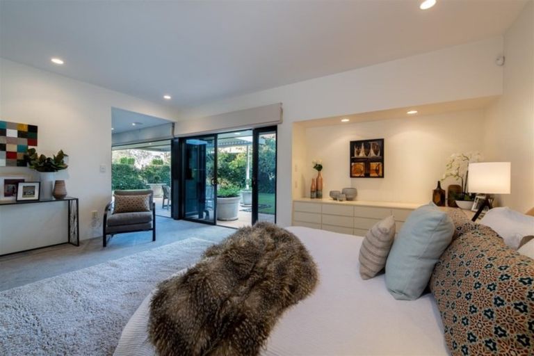 Photo of property in 25 Clifton Road, Hauraki, Auckland, 0622