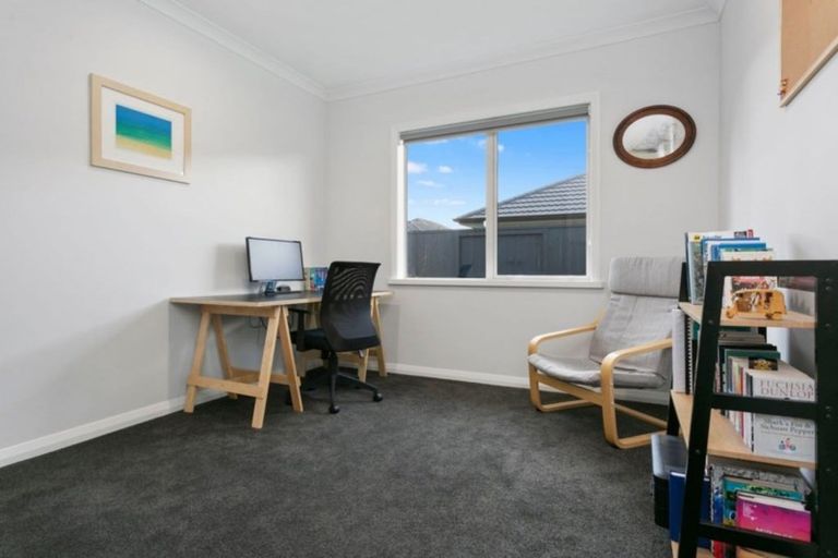 Photo of property in 8 Richards Street, Cambridge, 3434