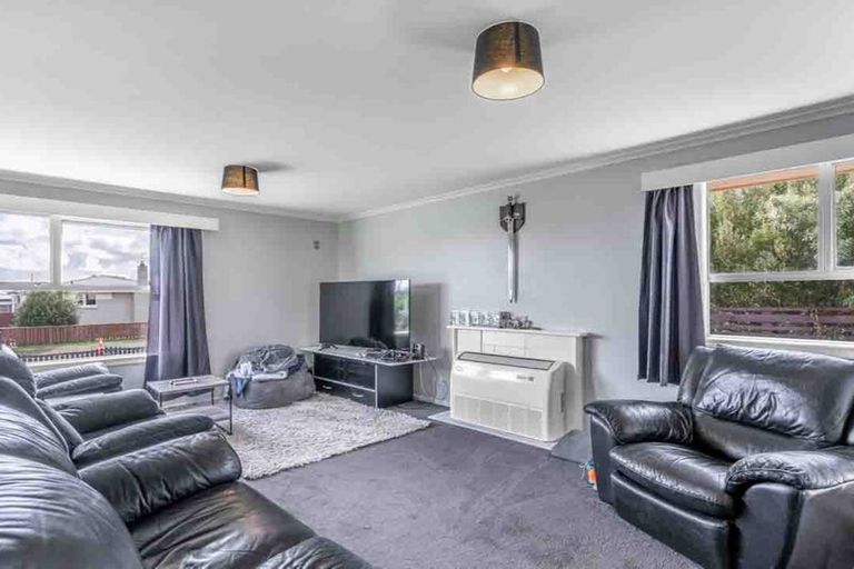 Photo of property in 37 Ash Street, Newfield, Invercargill, 9812