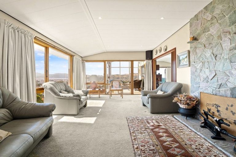 Photo of property in 106 Cliffs Road, Saint Clair, Dunedin, 9012