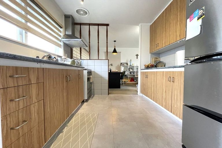 Photo of property in 334 Bucklands Beach Road, Bucklands Beach, Auckland, 2012