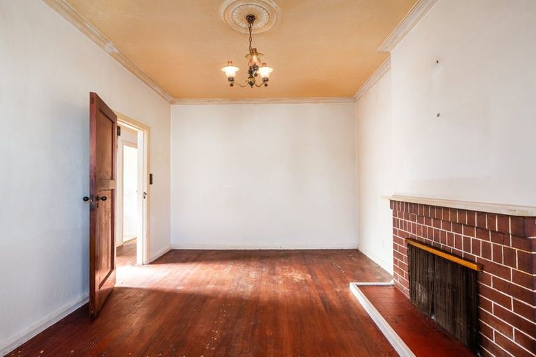 Photo of property in 277 Riverside Drive, Waterloo, Lower Hutt, 5011