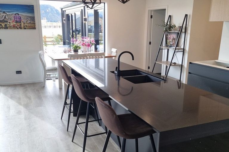 Photo of property in 3 Eureka Street, Wanaka, 9305