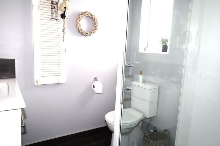 Photo of property in 1 Snapper Street, Baylys Beach, Dargaville, 0377