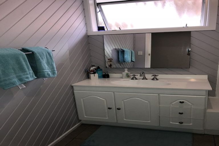 Photo of property in 238 Don Buck Road, Massey, Auckland, 0614