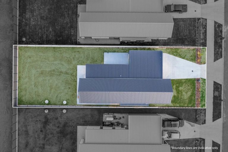 Photo of property in 1 Lamont Place, Waikanae, 5036