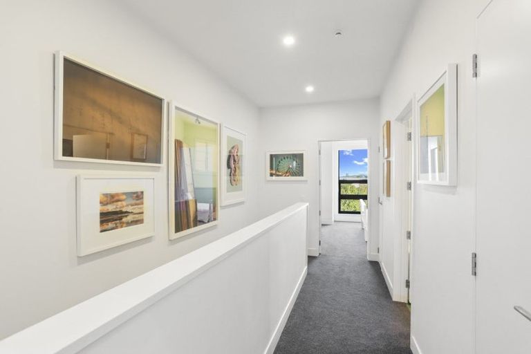 Photo of property in 216 Hobsonville Point Road, Hobsonville, Auckland, 0616