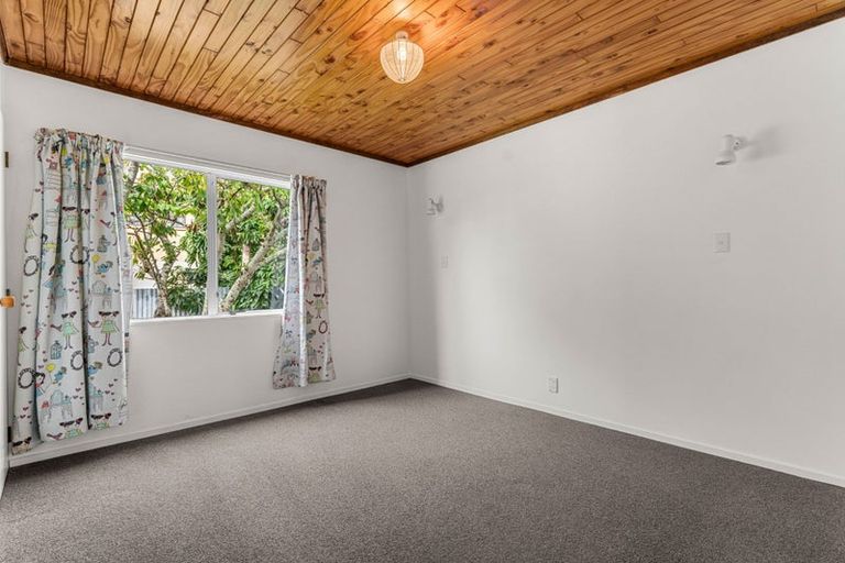 Photo of property in 12 Cove Road, Waipu, 0510