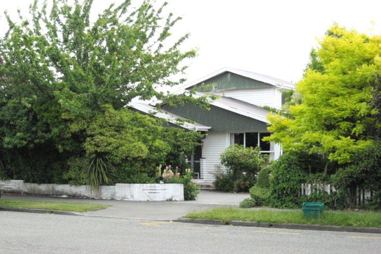 Photo of property in 65a Cutts Road, Russley, Christchurch, 8042