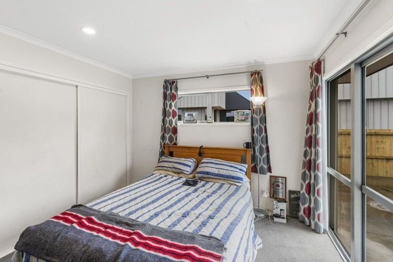 Photo of property in 160 Travis Road, New Brighton, Christchurch, 8083