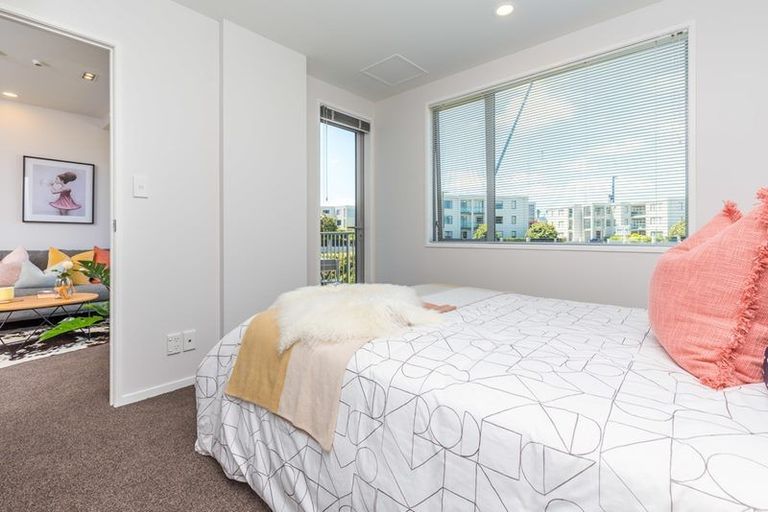 Photo of property in Shoal Haven Apartments, 112a/130 Anzac Street, Takapuna, Auckland, 0622
