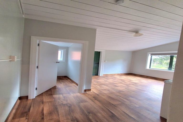 Photo of property in 9 Pukio Road East, Dyerville, Martinborough, 5781