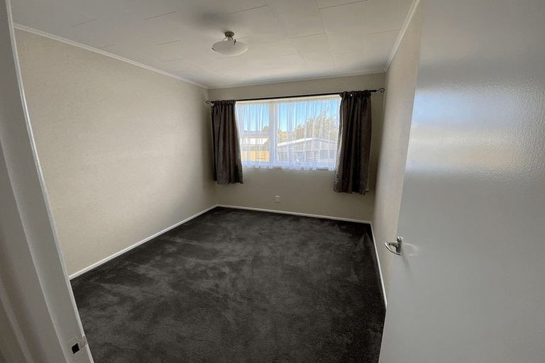 Photo of property in 5 Simpson Road, Ranui, Auckland, 0612