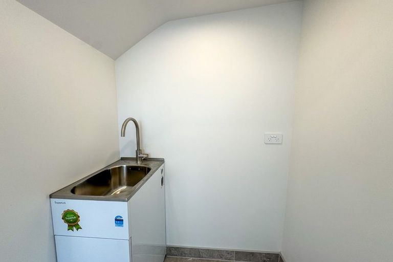 Photo of property in 30a Flaxdale Street, Birkdale, Auckland, 0626