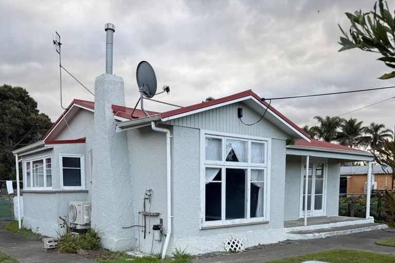 Photo of property in 553 Main North Road, Bay View, Napier, 4104