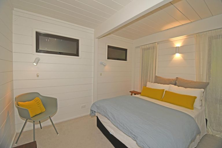 Photo of property in 47 Grand View Road, Leigh, 0985