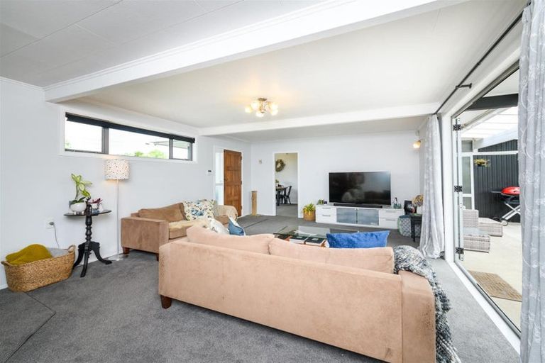 Photo of property in 58 Skerman Street, Marton, 4710