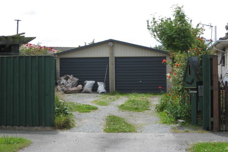 Photo of property in 1 Lomond Place, Woolston, Christchurch, 8062