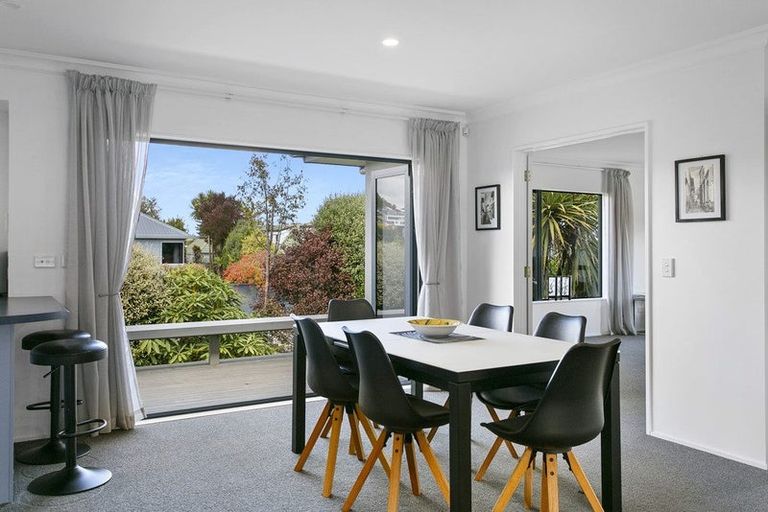 Photo of property in 94 Harvey Street, Waipahihi, Taupo, 3330