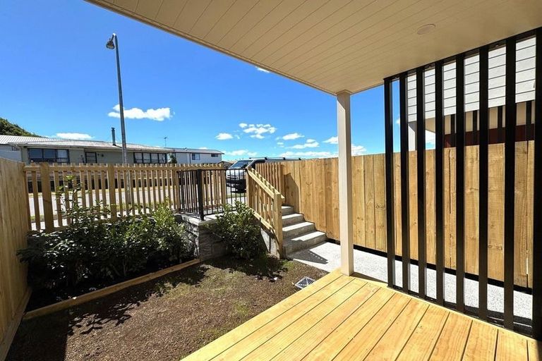 Photo of property in 56a Cyclamen Road, Mangere, Auckland, 2022
