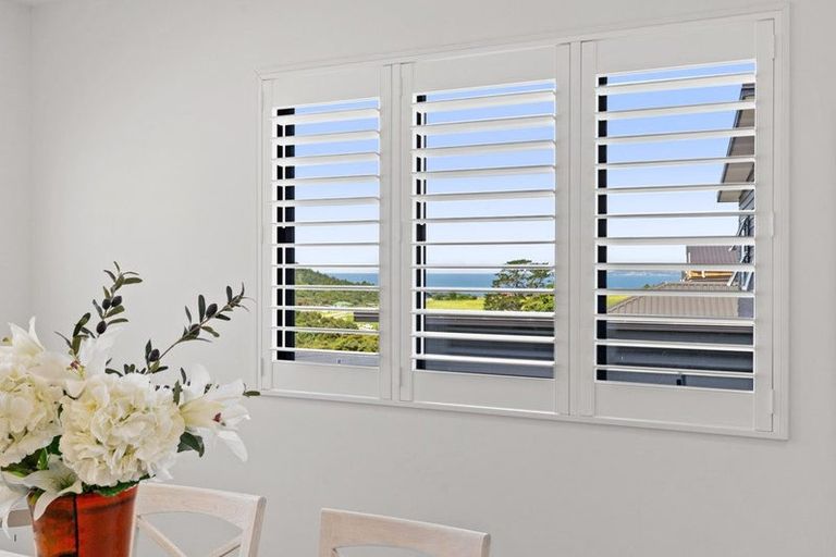 Photo of property in 3 Rockpool Road, Orewa, 0931