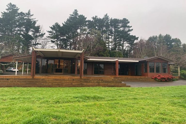 Photo of property in 16 Sinton Road, Hobsonville, Auckland, 0618