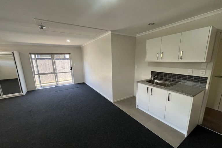 Photo of property in 3 Pohutukawa Place, Karaka, Papakura, 2113